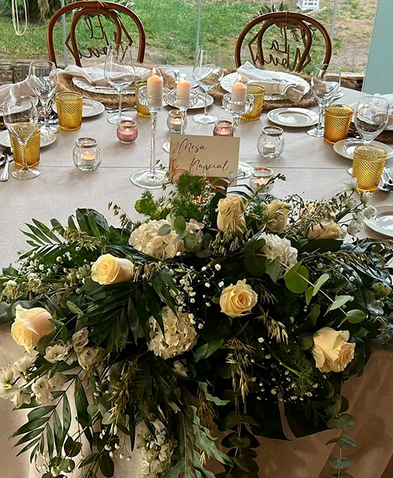 Centros de Mesa con Rosas para Boda
